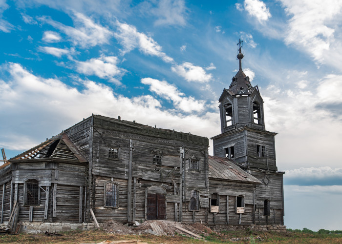 Заброшенная церковь Михаила Архангела. Фото 15