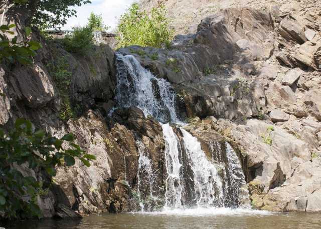 Саринский водопад. Фото 1