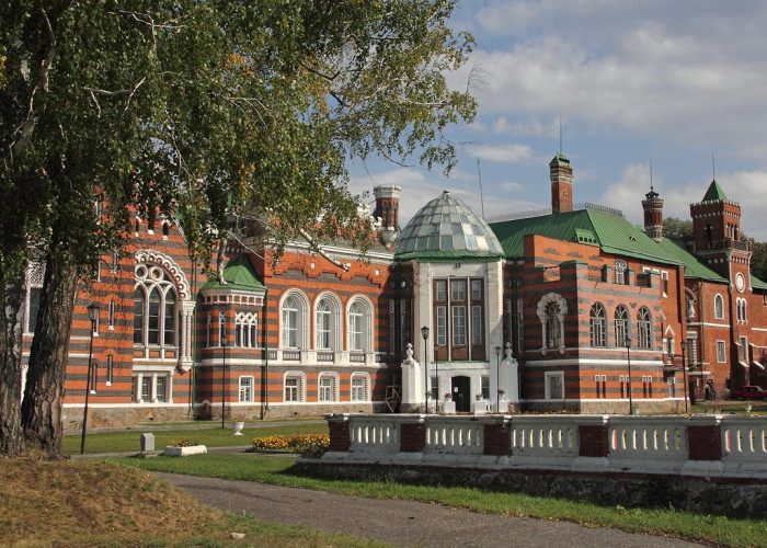 Замок Шереметева (Юрино, Марий Эл). Фотография 1