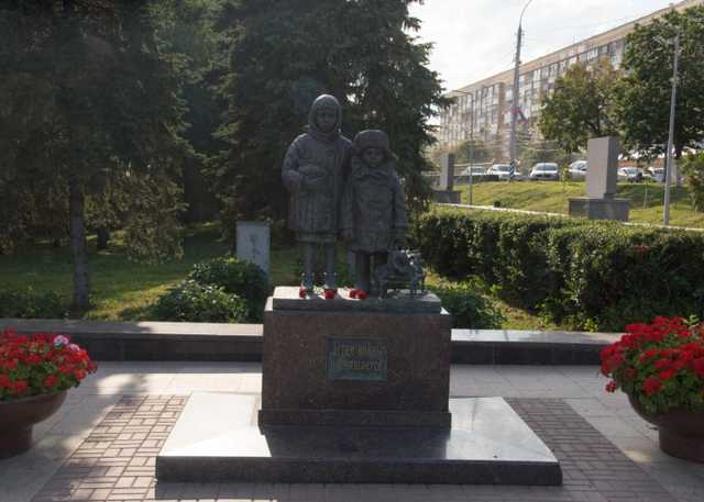 Памятник Детям войны. Фото 18