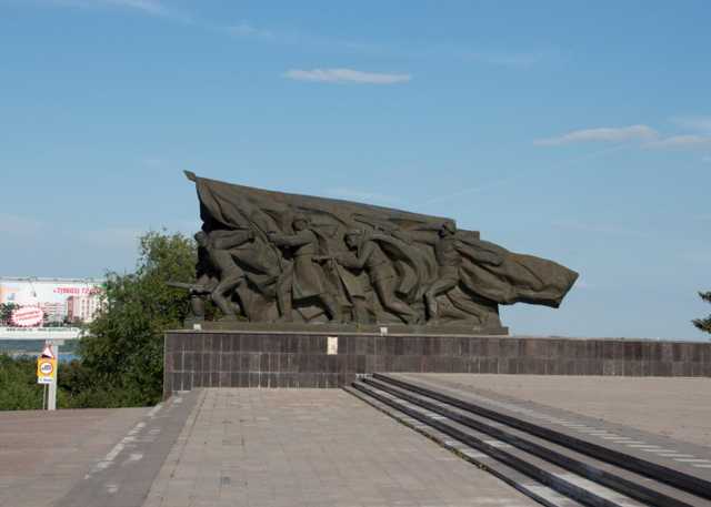 Площадь 30-летия Победы. Фото 17