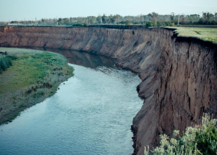 Обрыв у реки Сакмара. Photo 7