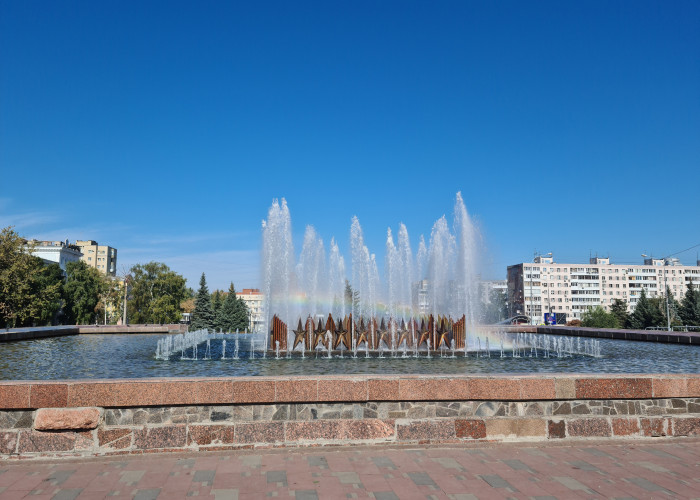 Самарский фонтан в честь 40-летия Победы. Фото 1