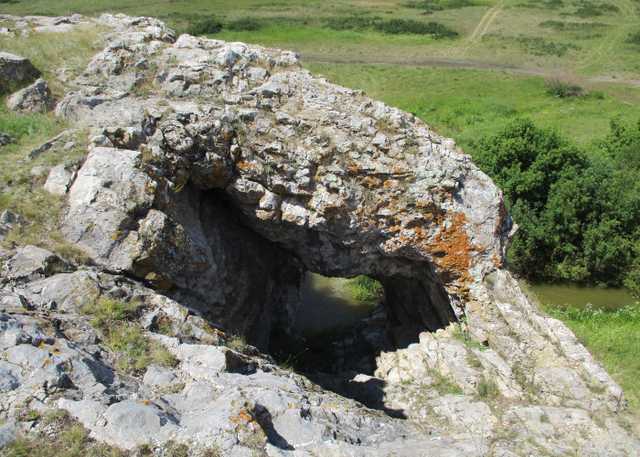 Скала Кольцо (пещера). Photo 1
