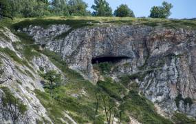 Dove Grotto (Muradymovskoe Gorge)