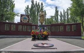 Victory Memorial in the village of Oktyabrskoye