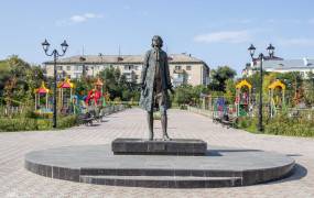 Monument to Peter the Great (Orenburg)