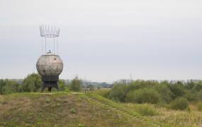 Monument to the fallen stratonauts