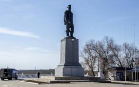 Monument to Valery Chkalov