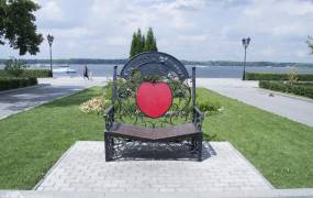 Bench of lovers (Samara)