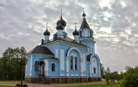 Church of St. Nicholas the Wonderworker (Ozerki)