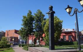 Monument to Felix Dzerzhinsky (Samara)