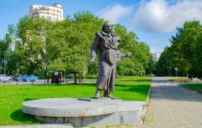 Monument to Vladimir Mulyavin (Ekaterinburg)