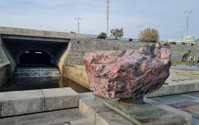 Rhodonite on the site of a former factory