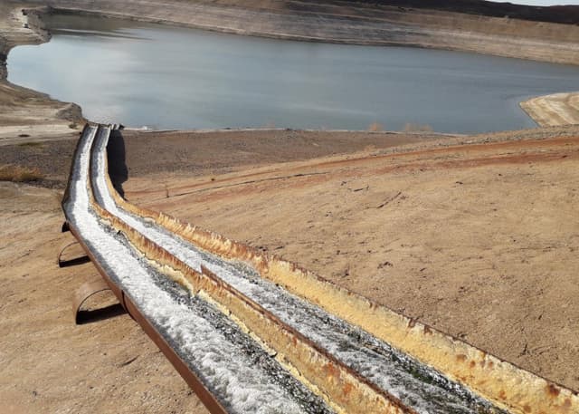 Бетонное озеро. Фотография 4