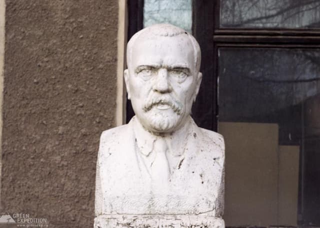 Бюст Горячкину В.П.. Фотография 1