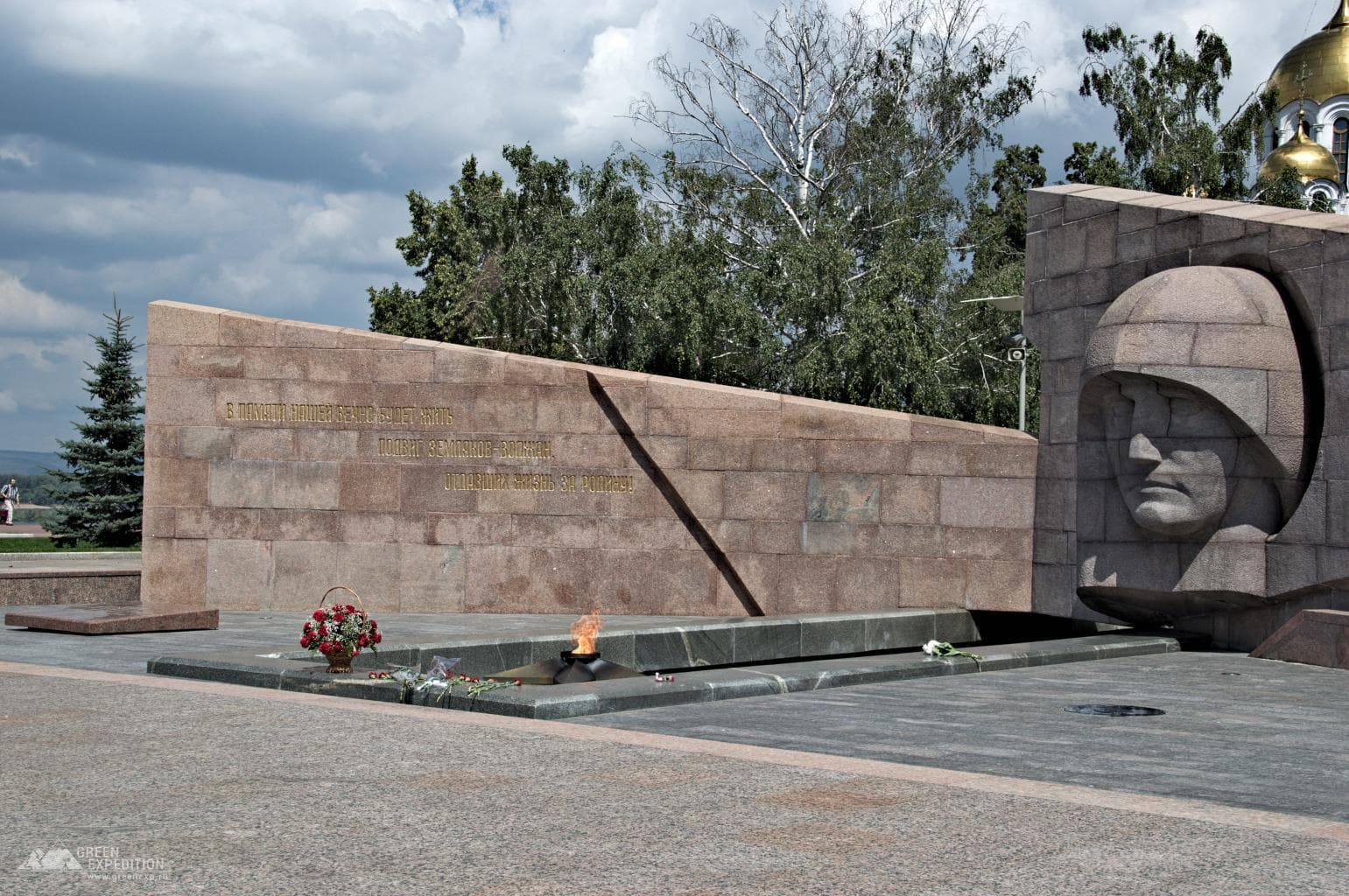 High relief of the Grieving Motherland — photo 1