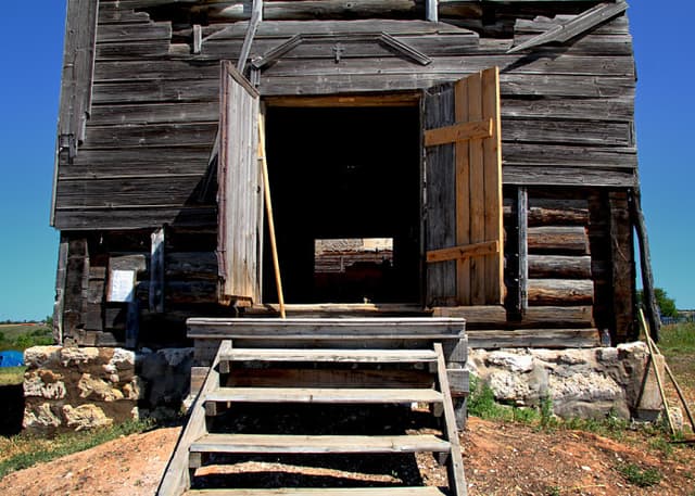 Заброшенная церковь Михаила Архангела. Фотография 18