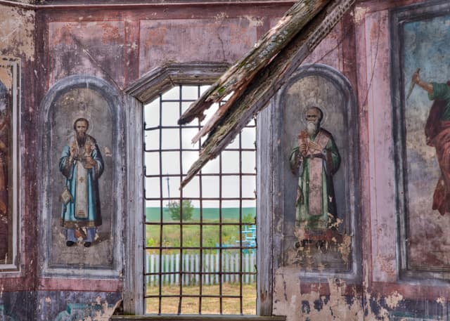 Заброшенная церковь Михаила Архангела. Фотография 17