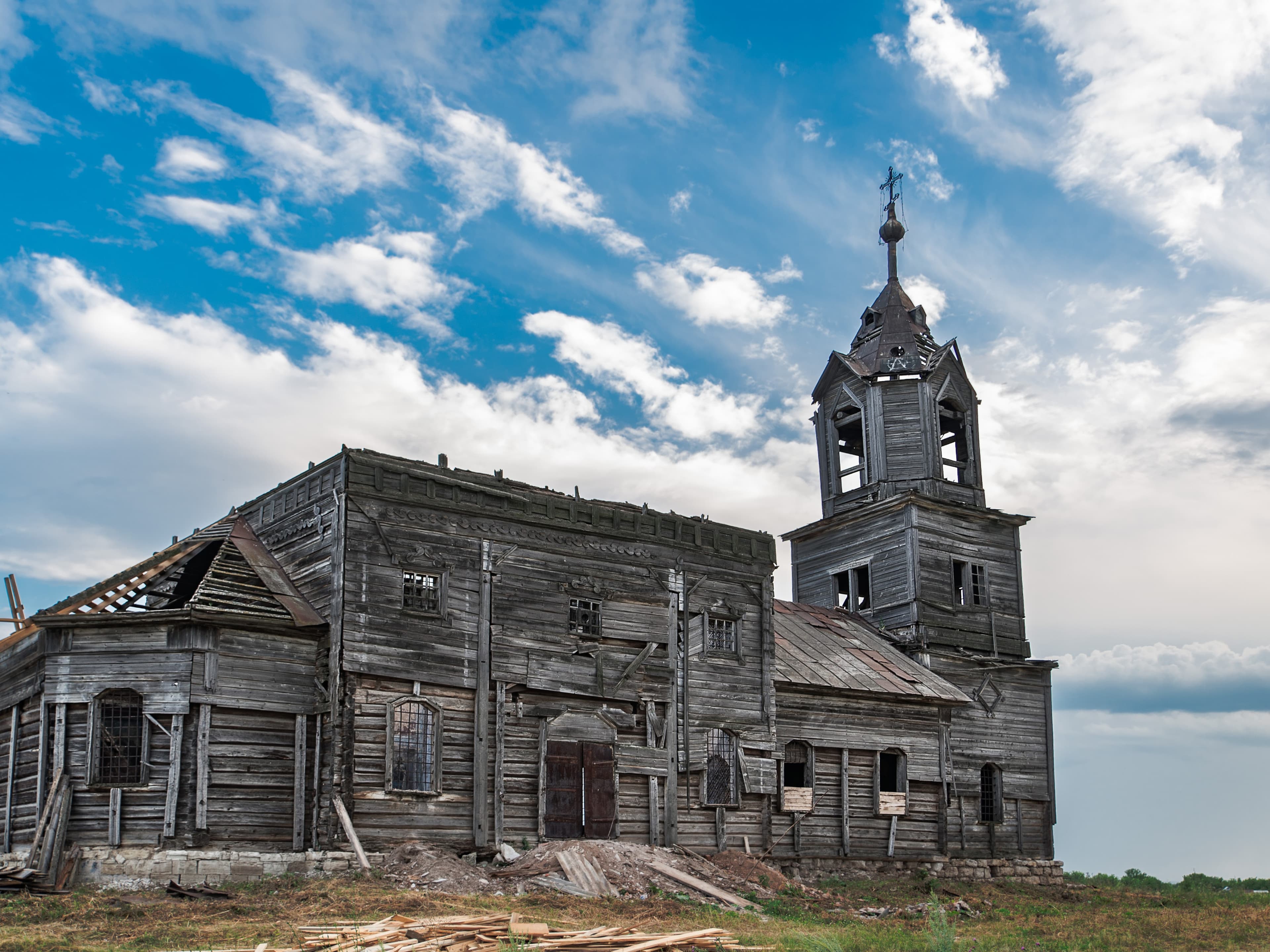 Abandoned Church of the Archangel Michael — photo 1