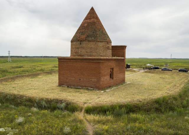 Мавзолей Кесене. Фотография 5