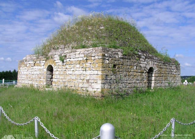 Мавзолей Хусейн-бека. Фотография 5