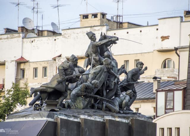 Памятник Василию Чапаеву. Фотография 3