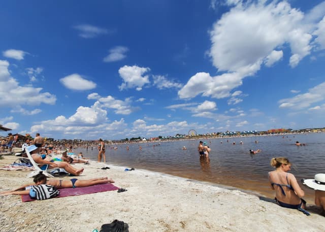 Соленое озеро Развал. Фотография 3