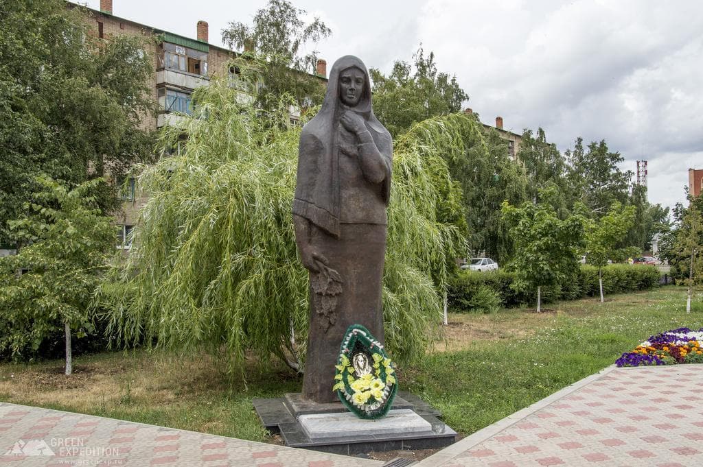 Сквер Победы и Вечный огонь — фотография 2