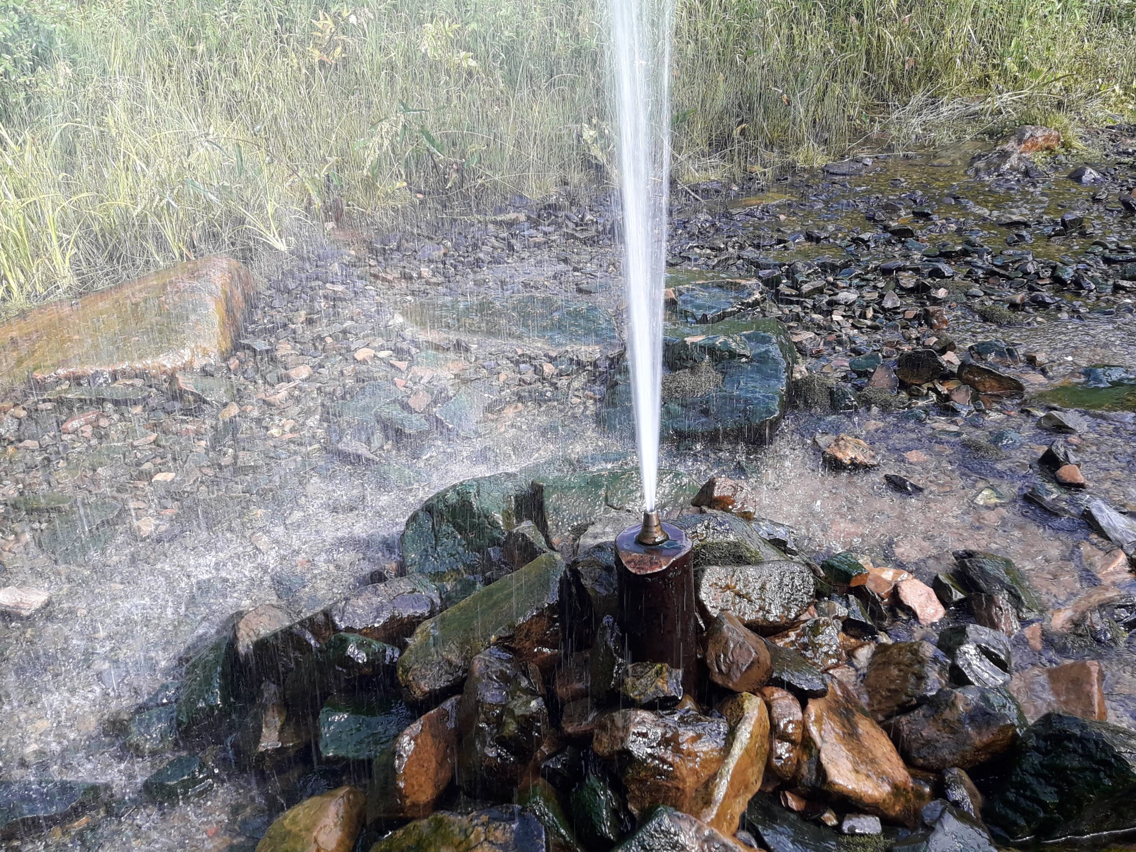Ice fountain Zyuratkul — photo 1