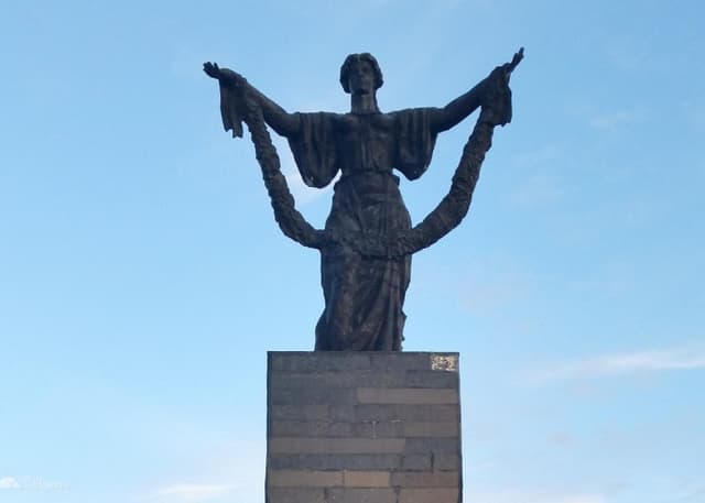 Холм Славы (Кувандык). Фотография 1