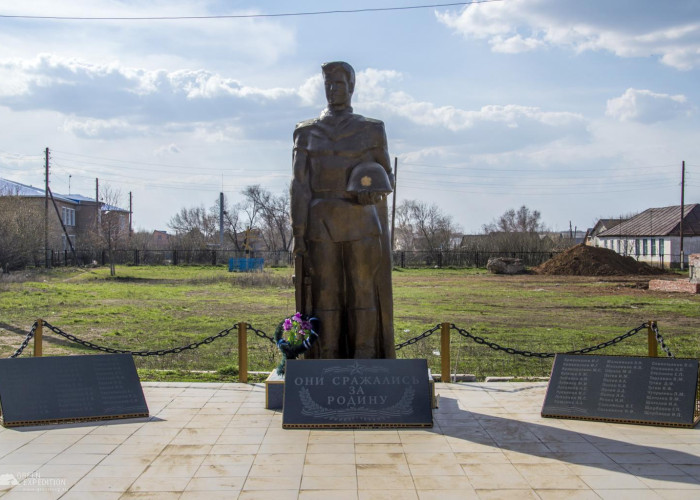 Памятник воинам (Благословенка). Фотография 1