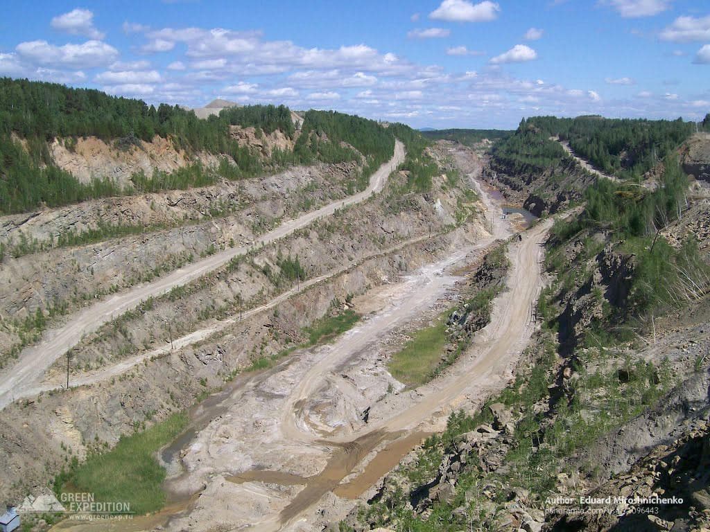 Taiginsky graphite quarry — photo 1