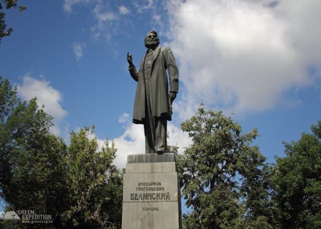 Памятник Белинскому (Пенза). Фотография 2