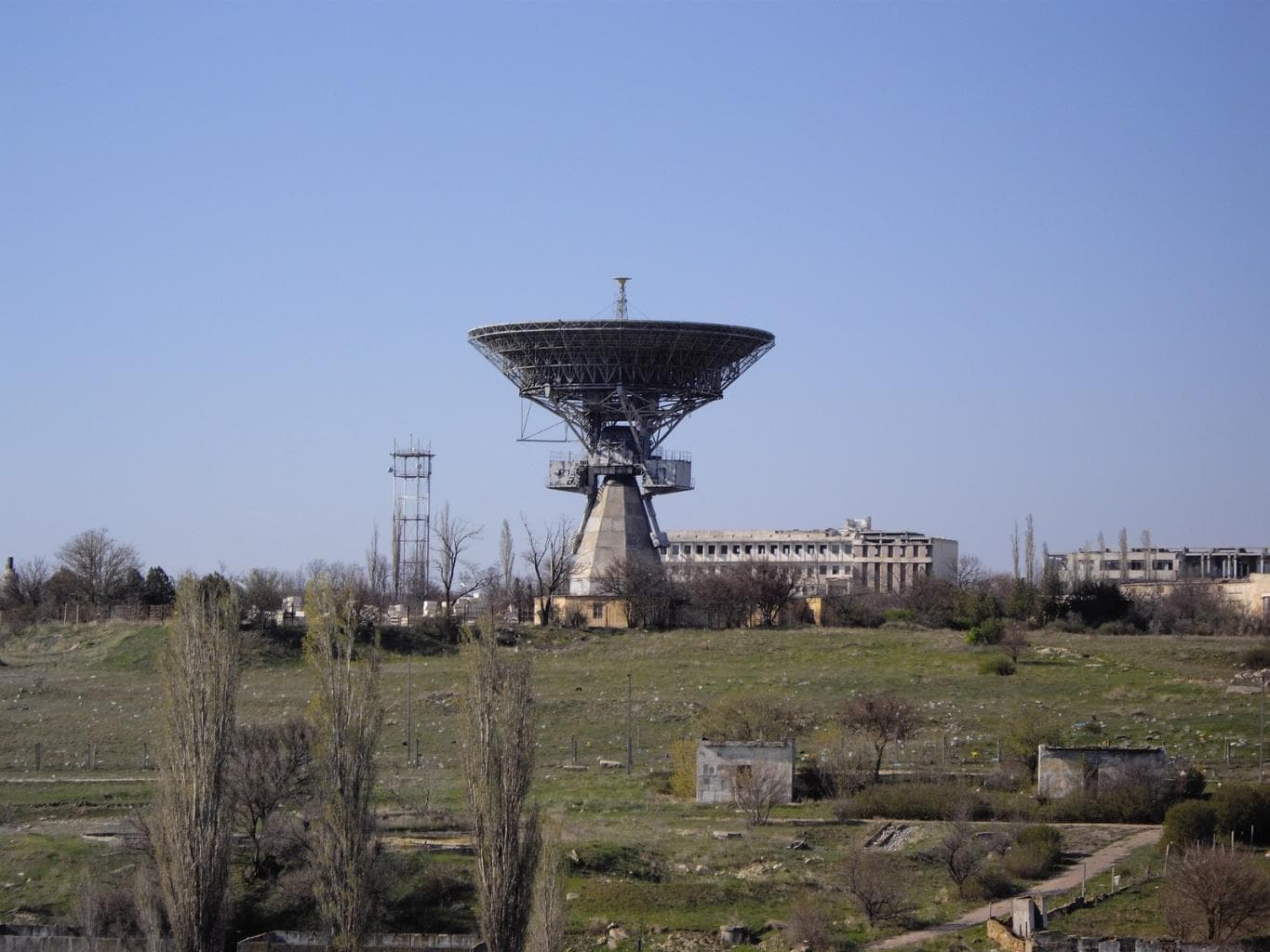 Radio telescope TNA-400 — photo 1