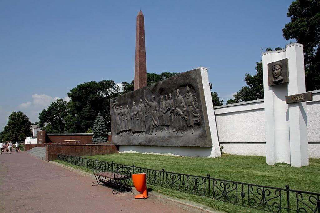 Мемориальный комплекс — photo 1