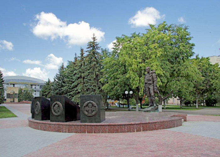 Памятник Героям Афганской войны. Фотография 2