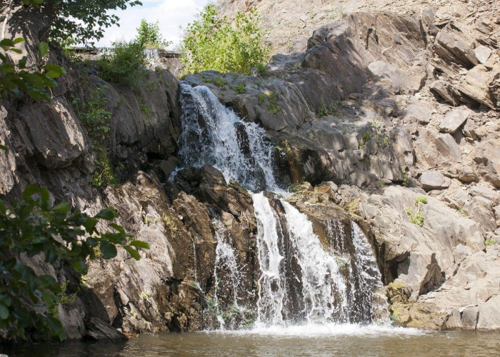 Саринский водопад. Фотография 1