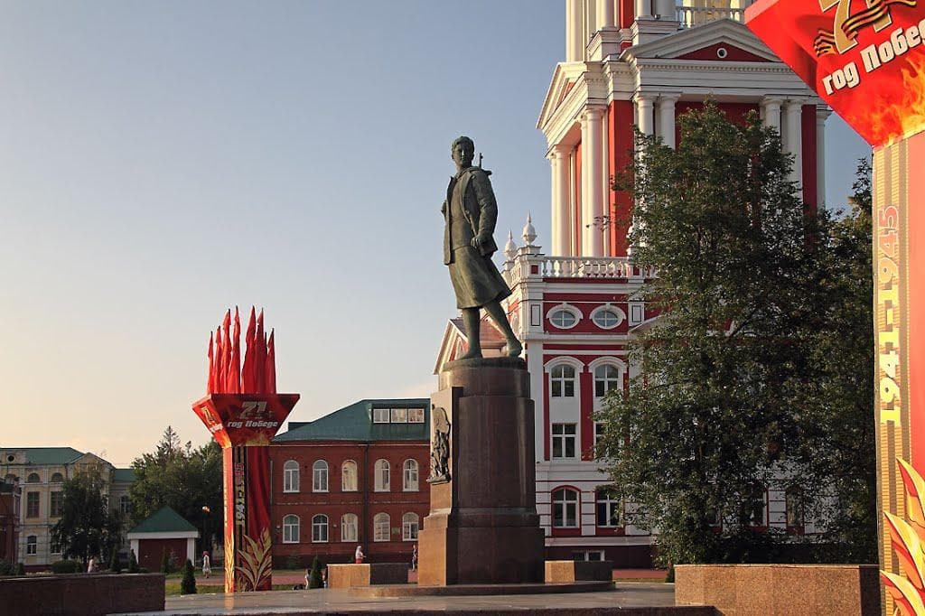 Памятник Зое Космодемьянской (Тамбов) — фотография 1