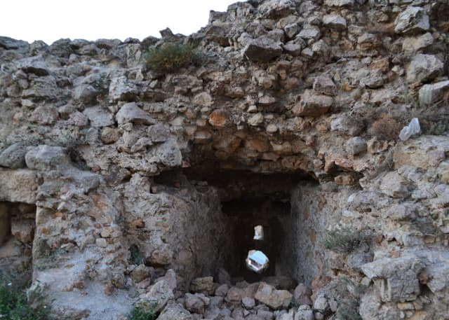 Генуэзская крепость Чембало. Фотография 11