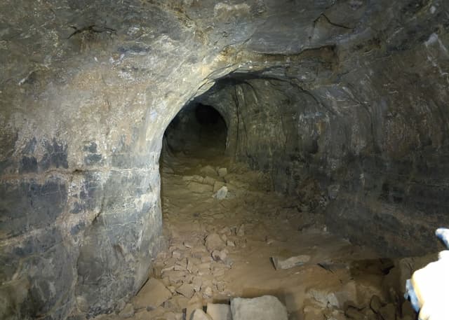 Киндерлинская Пещера (30-летия Победы). Фотография 9