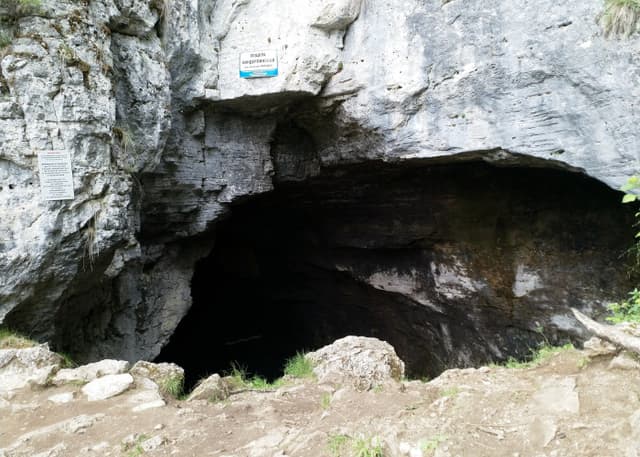 Киндерлинская Пещера (30-летия Победы). Фотография 7