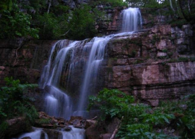 Водопад Куперля и карстовый мост. Фотография 4