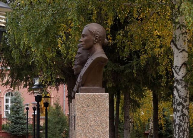 Аллея героев. Фотография 3