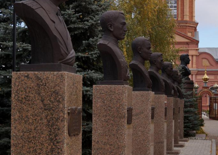 Аллея героев. Фотография 5