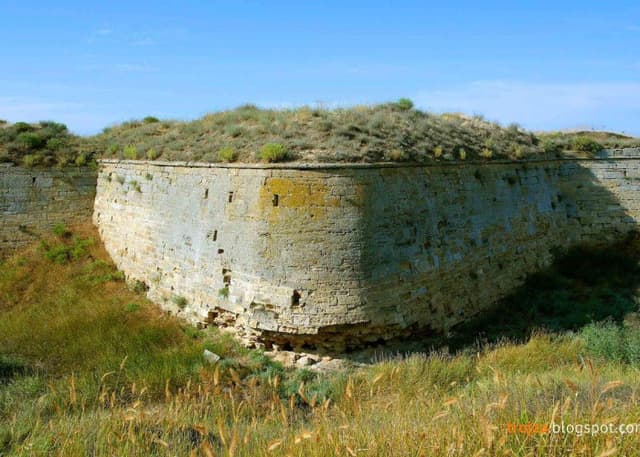 Арабатская крепость пос. Каменское. (Крым). Фотография 3