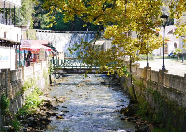 Псырцхинская ГЭС в Новом Афоне. Фотография 2