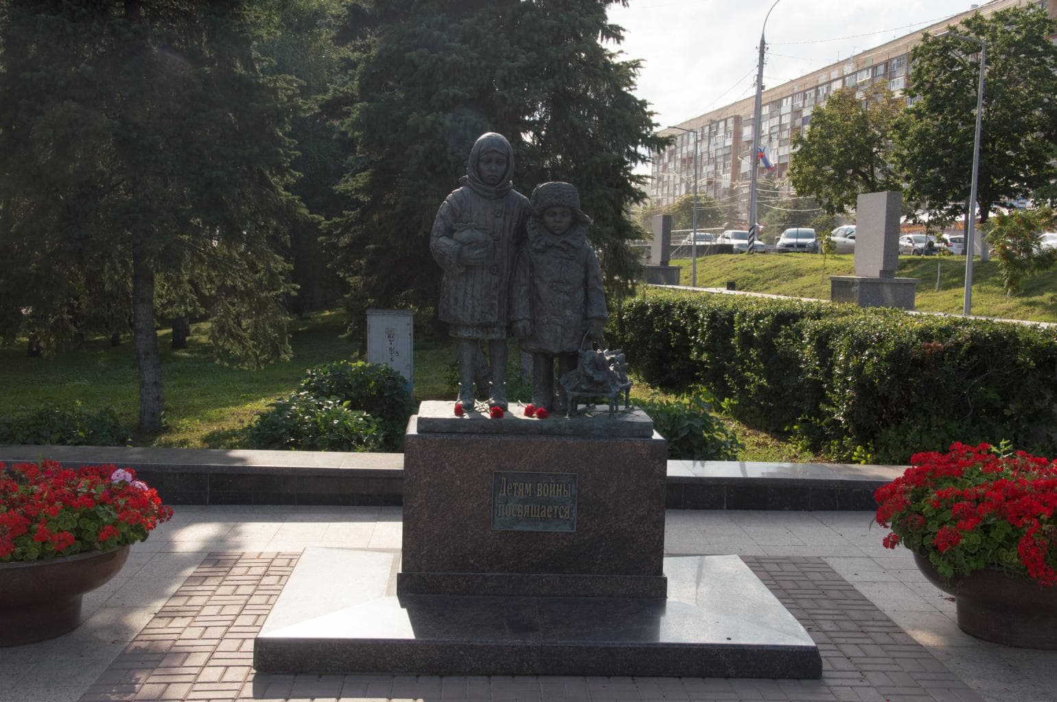 Памятник Детям войны (Ульяновск) — фотография 1