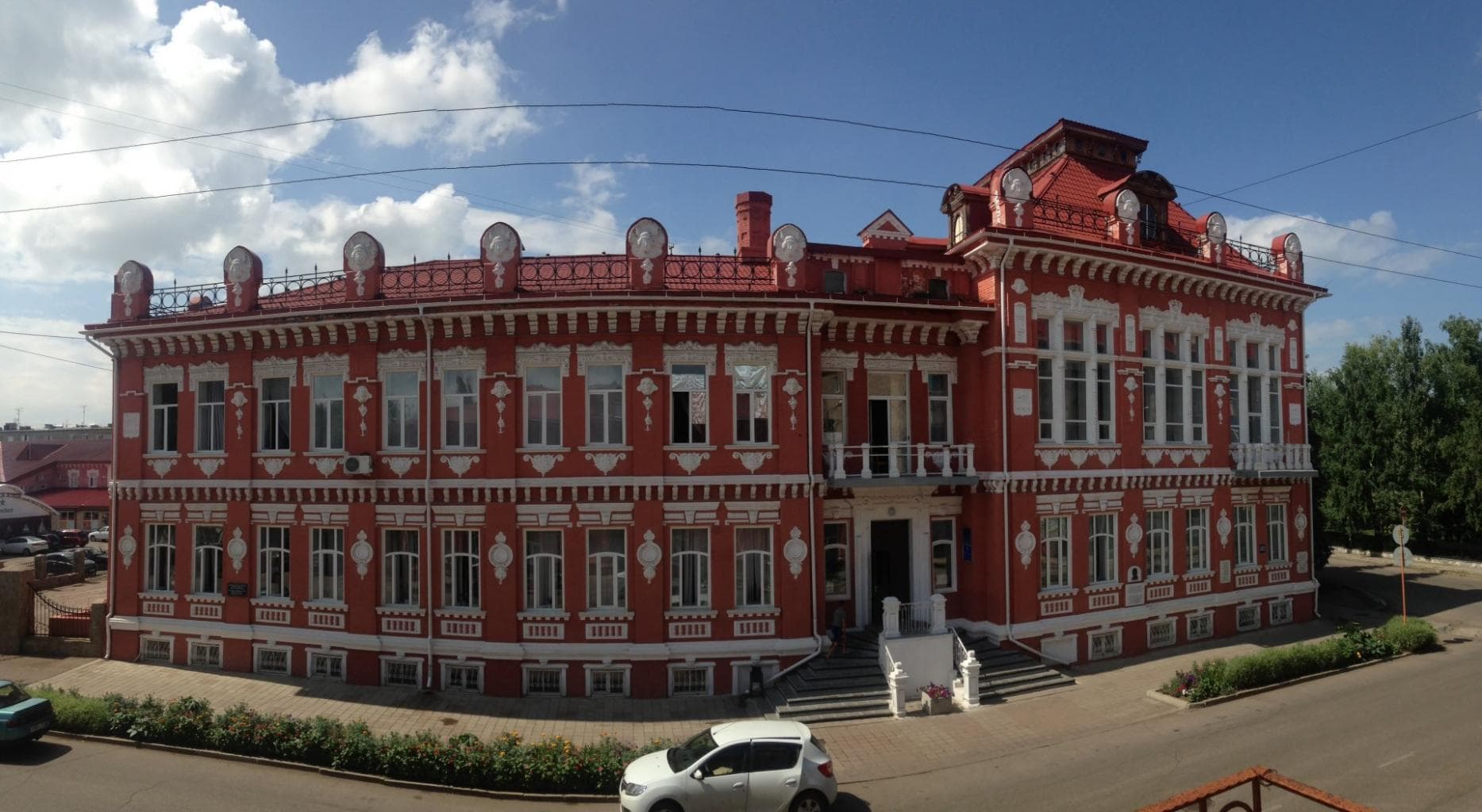 Здание бывшей Стерлитамакской земской управы — фотография 3