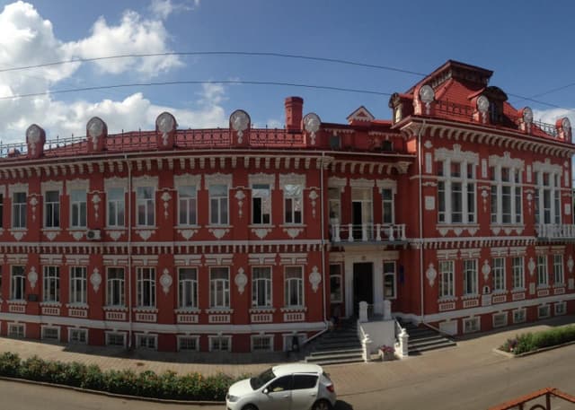 Здание бывшей Стерлитамакской земской управы. Фотография 3